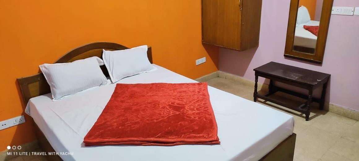 Hotel Nakshatra Ooty Exterior photo