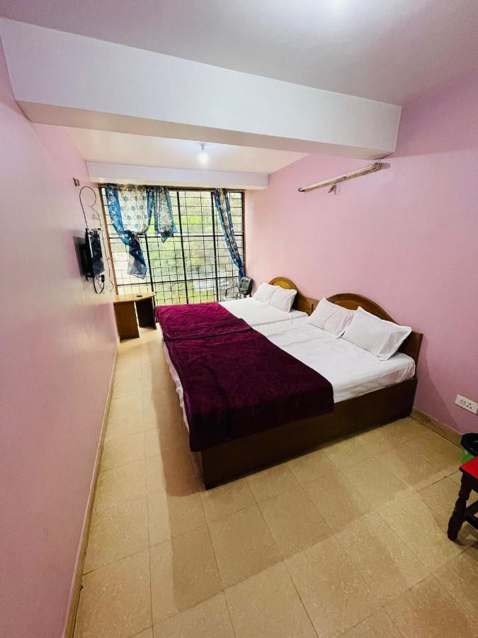 Hotel Nakshatra Ooty Exterior photo