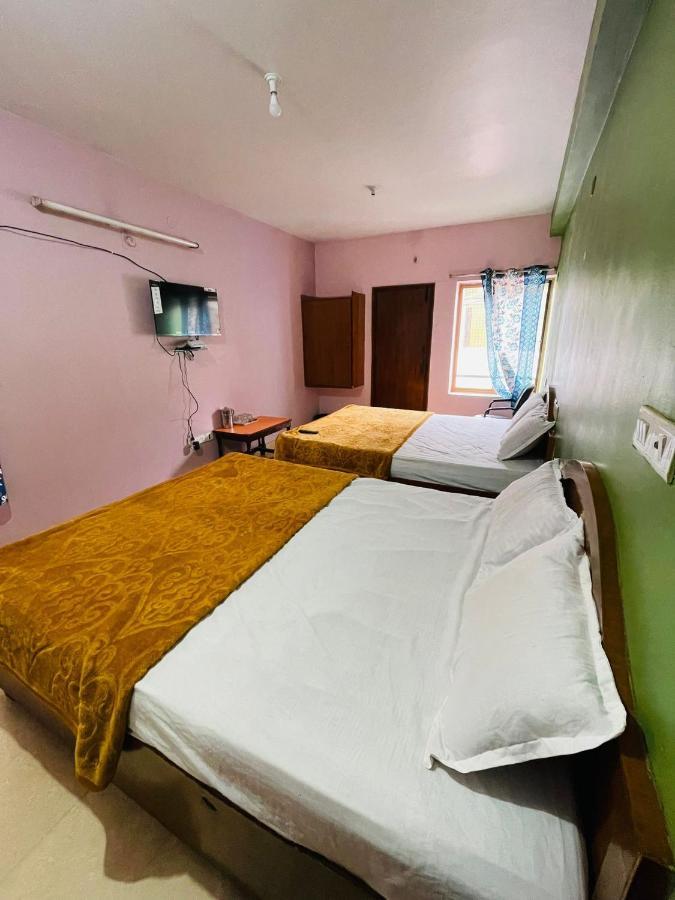 Hotel Nakshatra Ooty Exterior photo